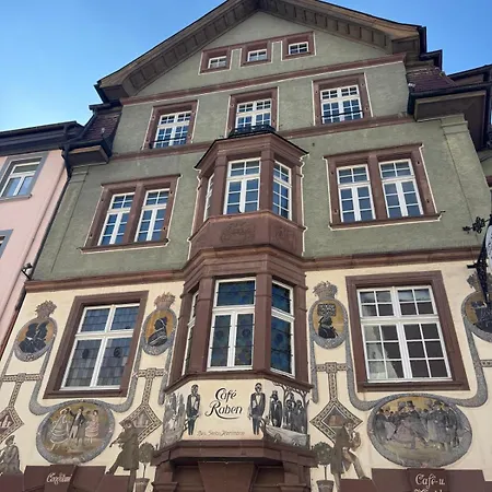 Cafe Raben Historische Mit Moderne Inneneinrichtung Direkt Am Muensterplatz Villingen-Schwenningen